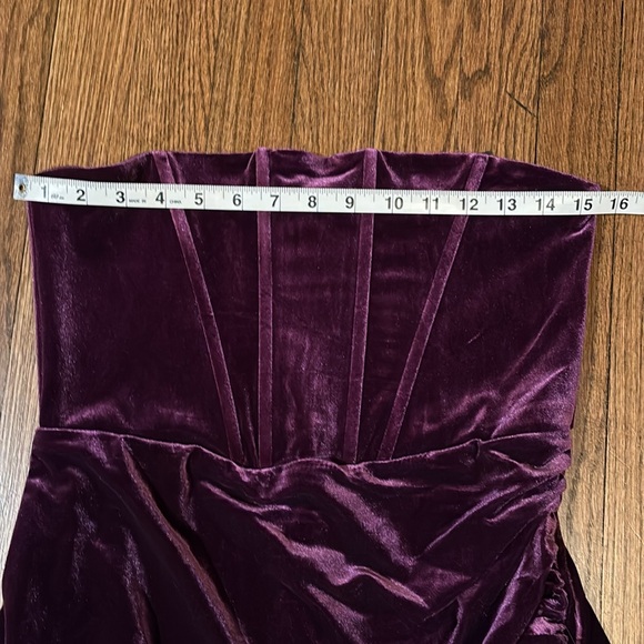 Lulus Strapless Velvet Dress size L dark purple - Picture 8 of 10